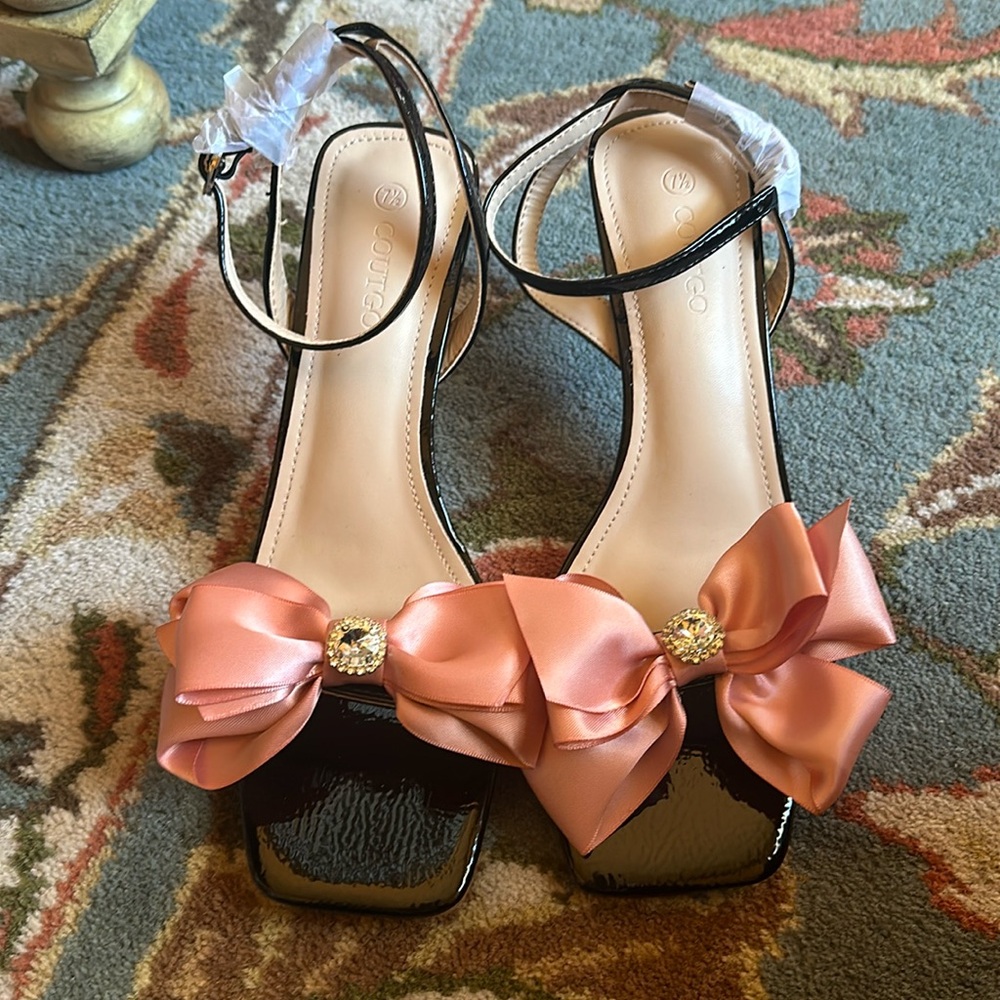 Coutgo heels